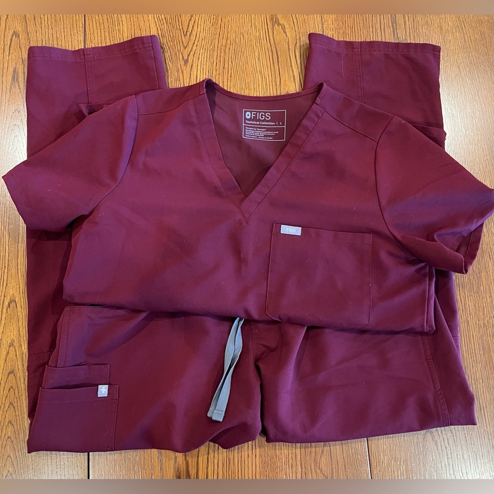 Figs Scrub Set